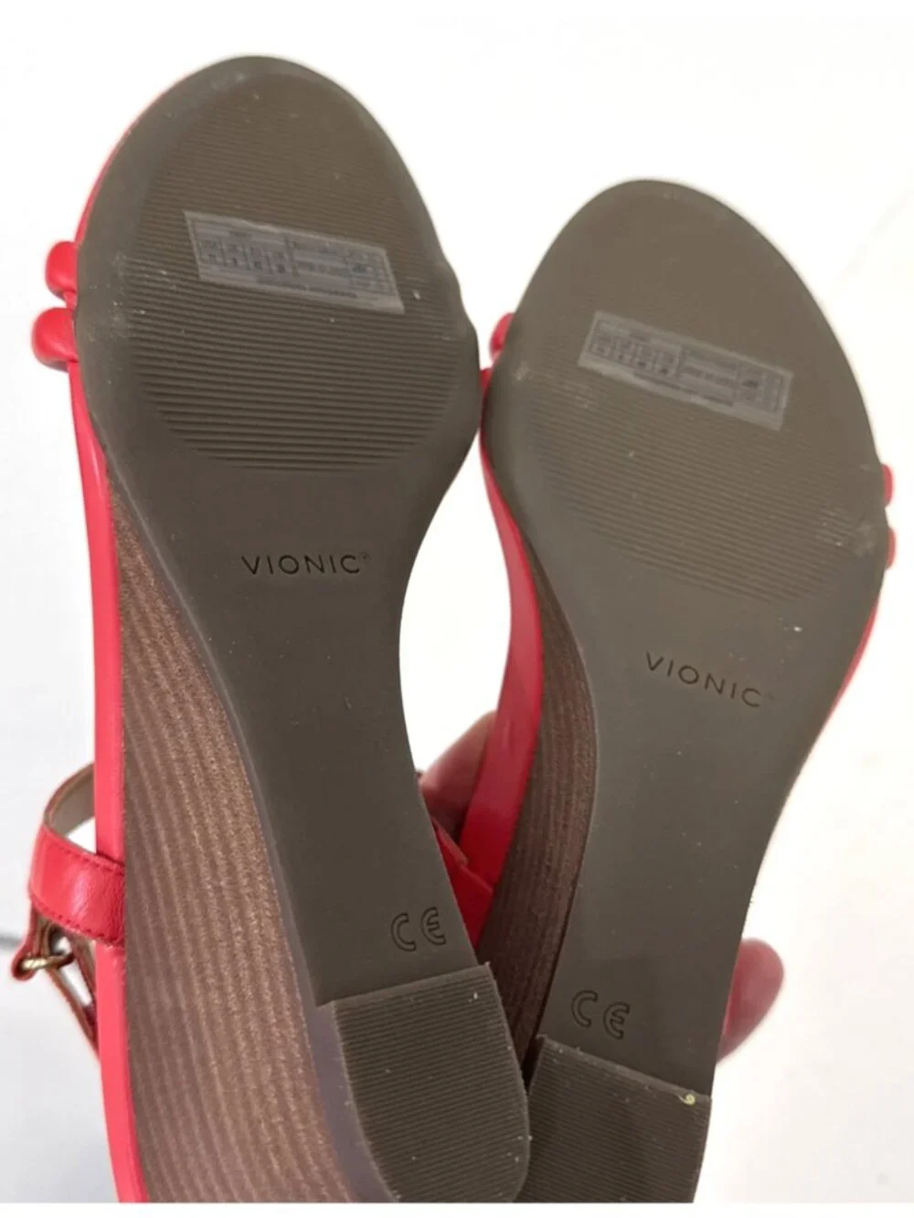Vionic Emmy Red Wedge Strappy Sandals Heels Size 11M